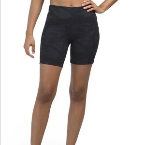YOGALICIOUS Shorts Lux High Rise Side Pockets Bike Tights Leggings Black Camo XS